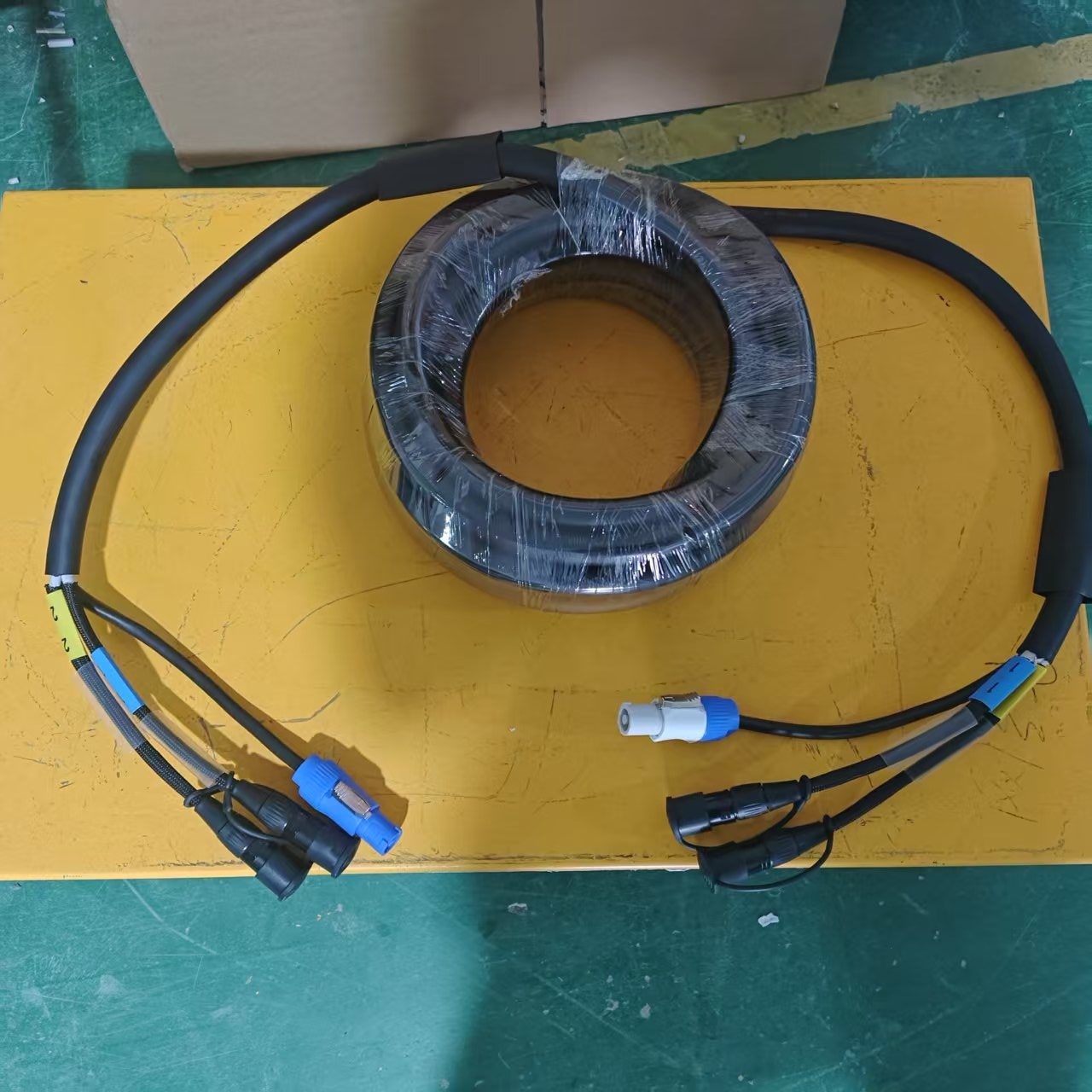 1 Channel 3*2.5MM Power +2Chan - Combo Power Tools 评论和价格